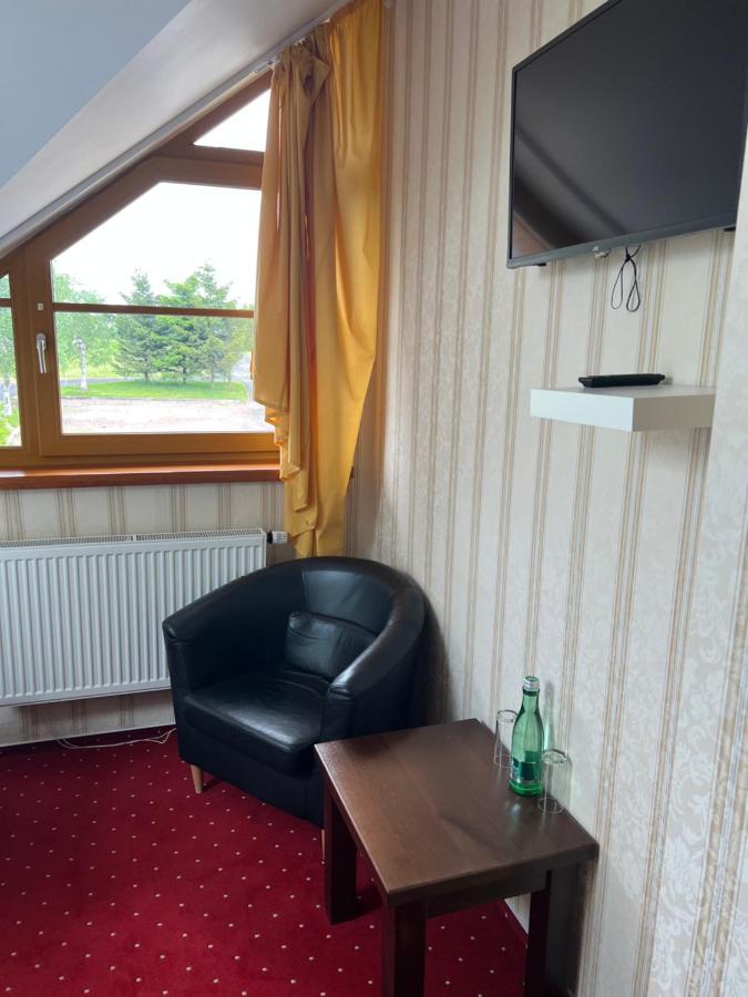 Hotel Krusnohorsky Dvur Cínovec Exterior foto