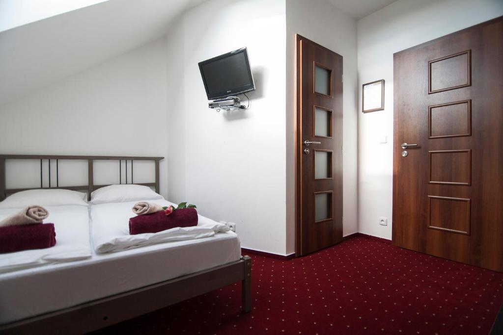 Hotel Krusnohorsky Dvur Cínovec Zimmer foto