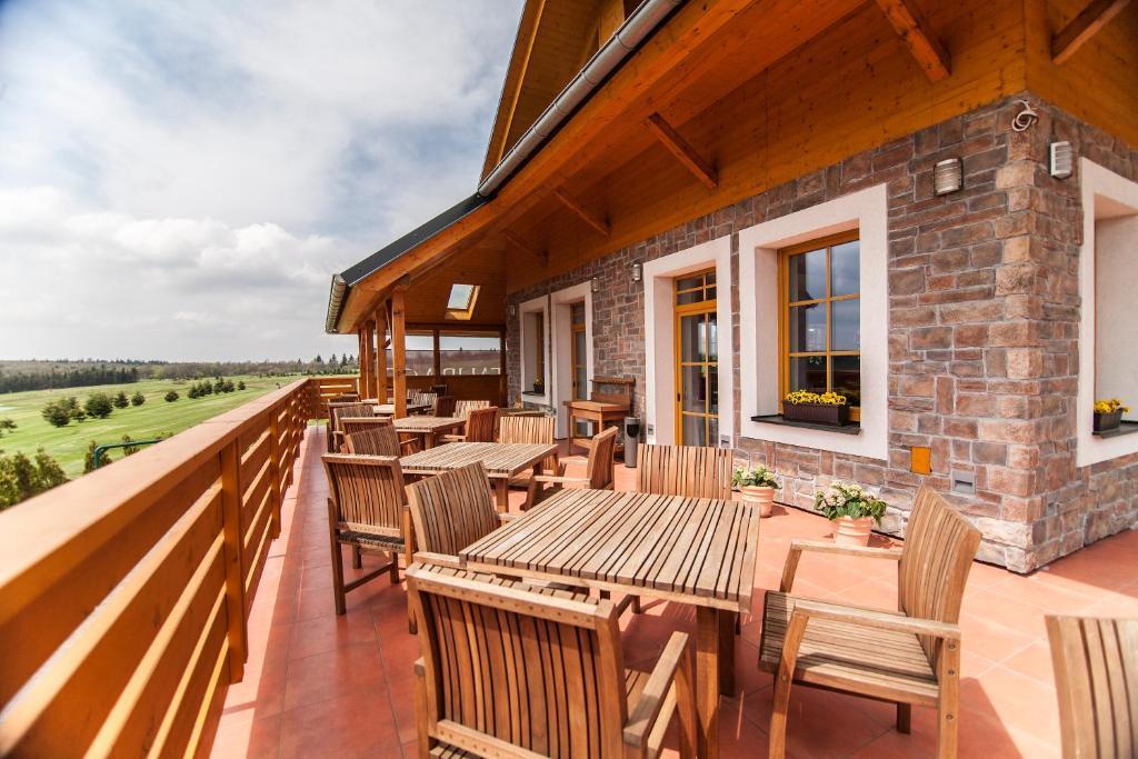 Hotel Krusnohorsky Dvur Cínovec Exterior foto