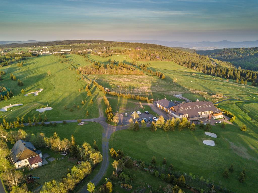 Hotel Krusnohorsky Dvur Cínovec Exterior foto